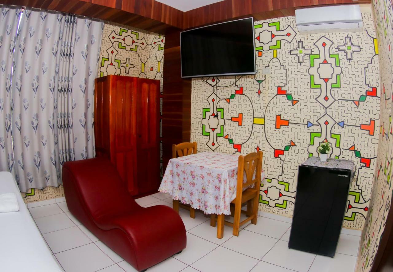 Gran Hotel Gusbet Pucallpa Zewnętrze zdjęcie